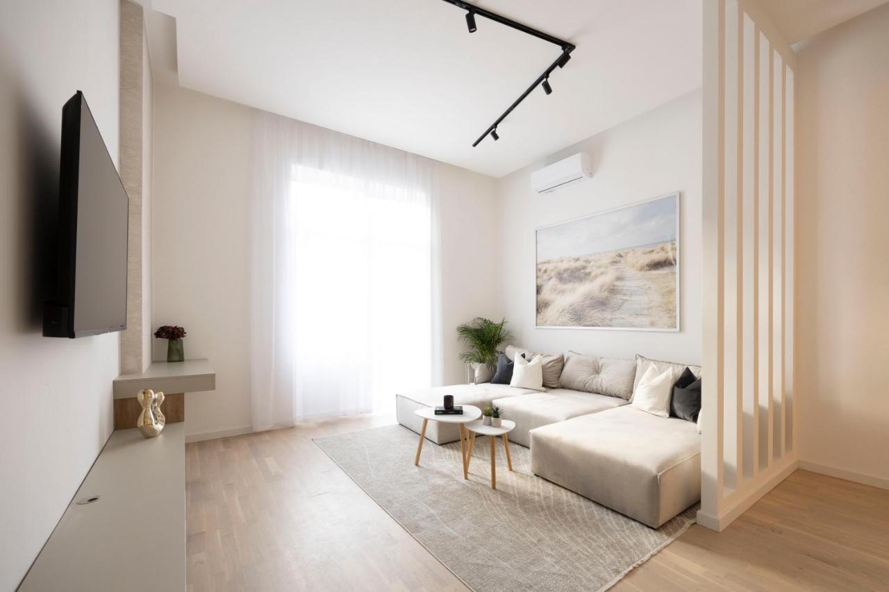 Luxurious & Spacious Central Residence With Balcony Budapeşte Dış mekan fotoğraf