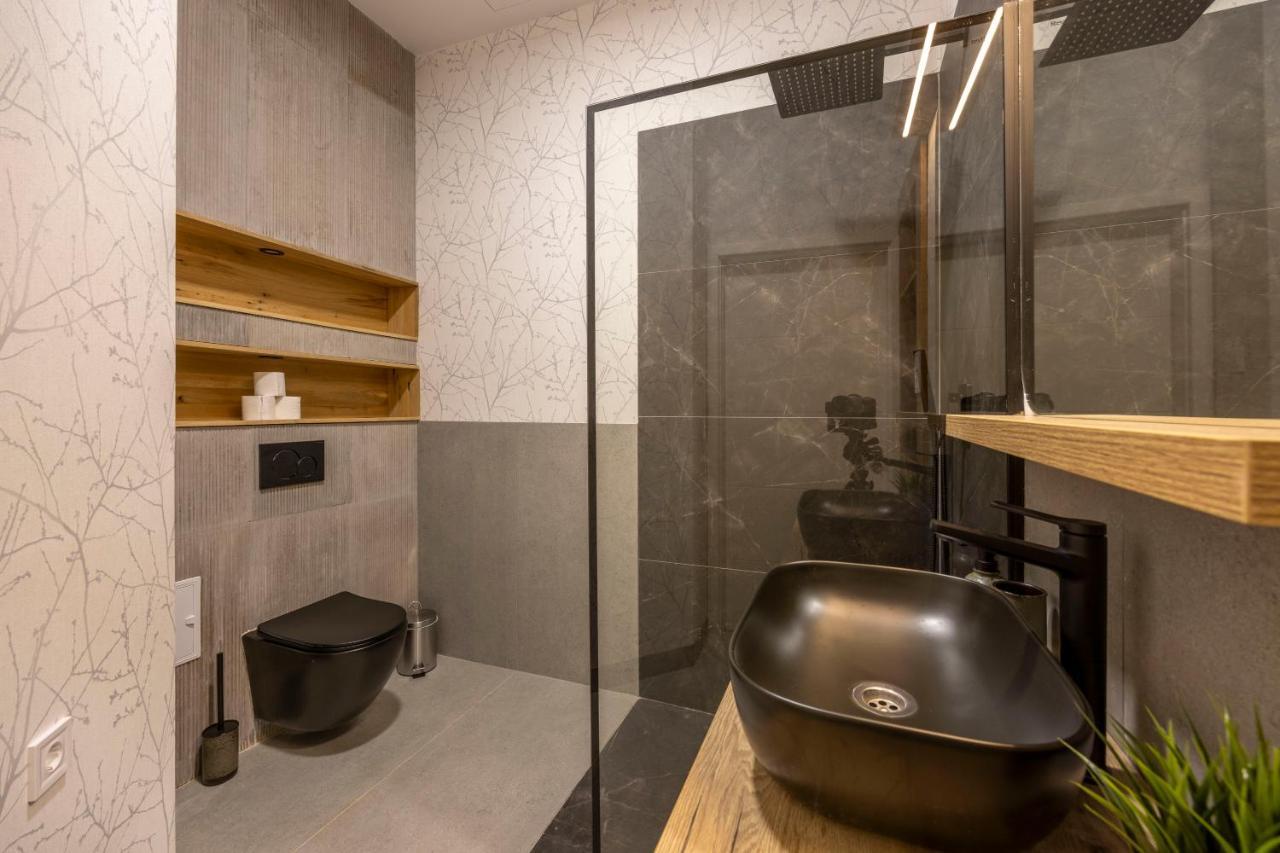 Luxurious & Spacious Central Residence With Balcony Budapeşte Dış mekan fotoğraf