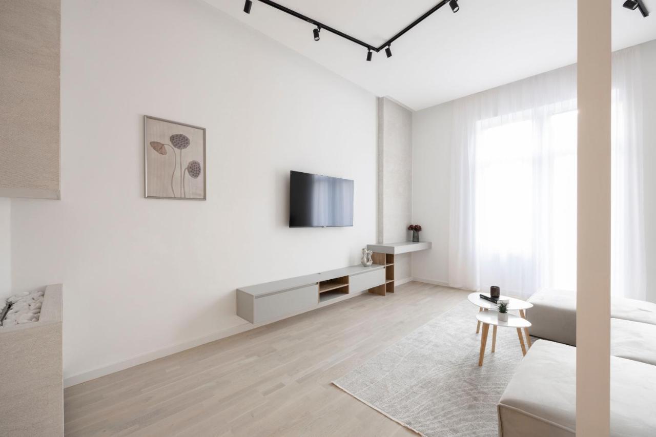 Luxurious & Spacious Central Residence With Balcony Budapeşte Dış mekan fotoğraf