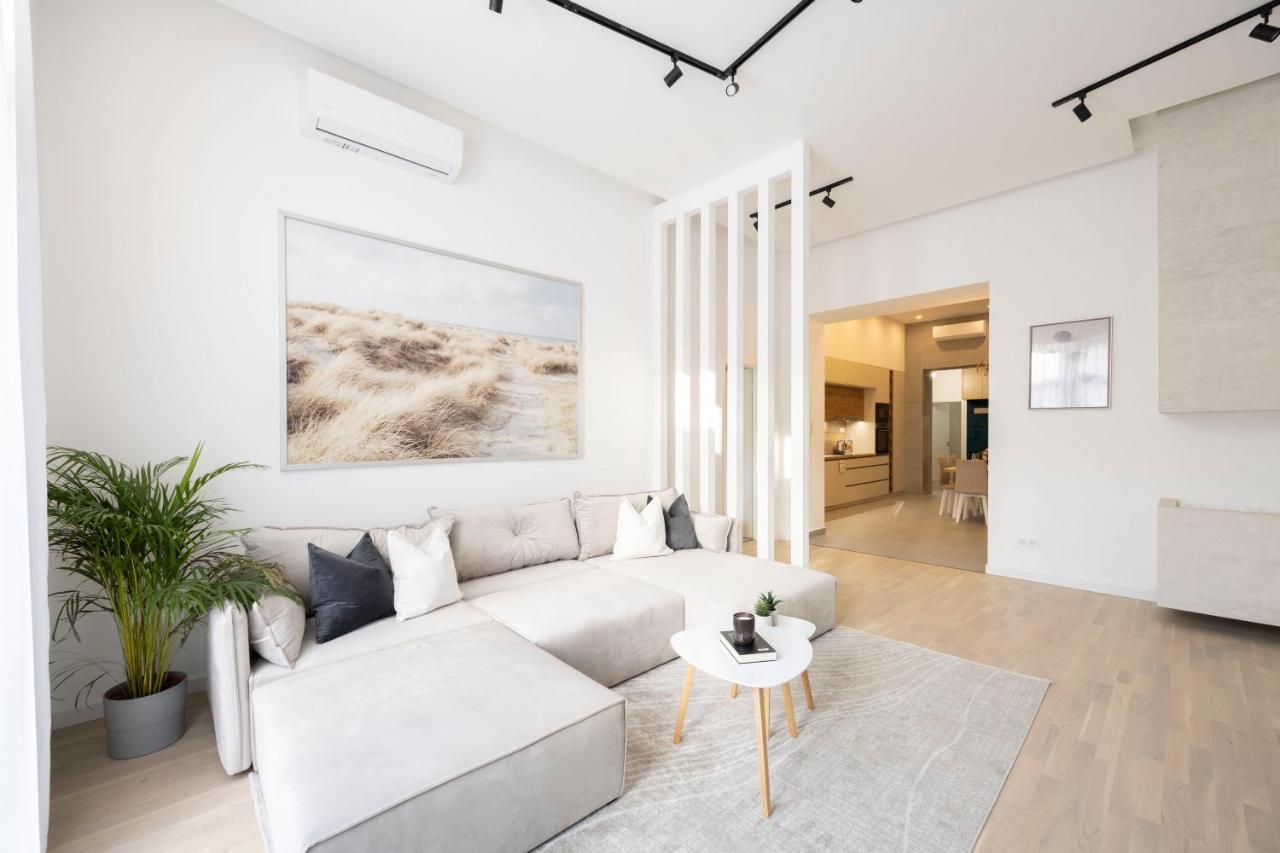 Luxurious & Spacious Central Residence With Balcony Budapeşte Dış mekan fotoğraf